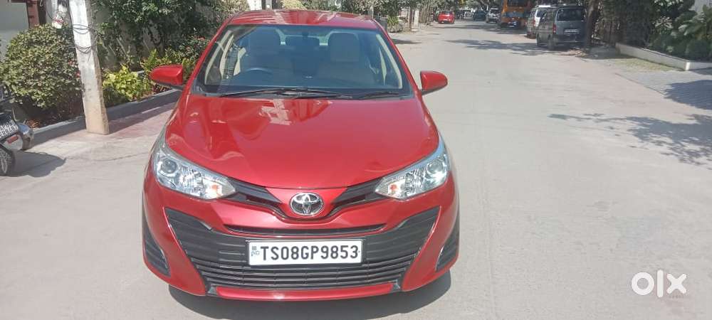 Toyota Yaris J Cvt, 2019, Petrol