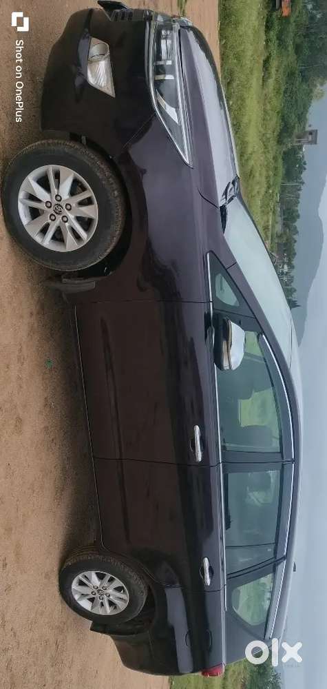 Toyota Innova Crysta 2017 Diesel Well Maintained