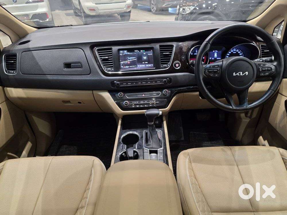 Kia Carnival Limousine Plus 7 Str, 2023, Diesel