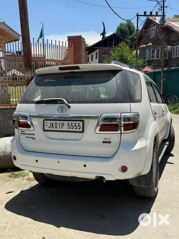 Toyota Fortuner 4x4 Mt Diesel 2011