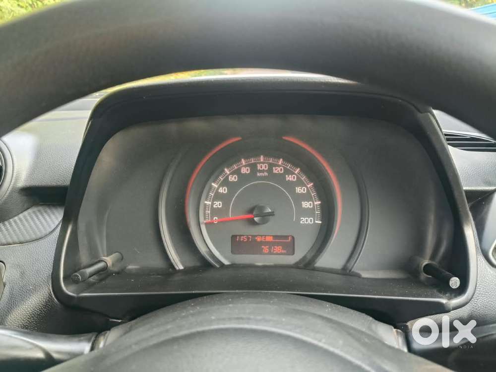 Maruti Suzuki Swift Lxi Optional-o, 2019, Petrol