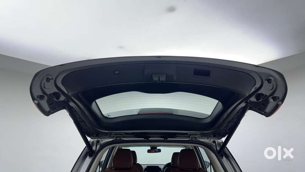 Mg Hector Plus 1.5 Sharp Turbo Cvt 6 Str, 2022, Petrol