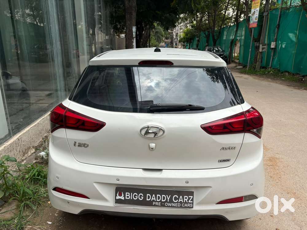 Hyundai I20 1.4 Asta (o) Crdi, 2017, Diesel