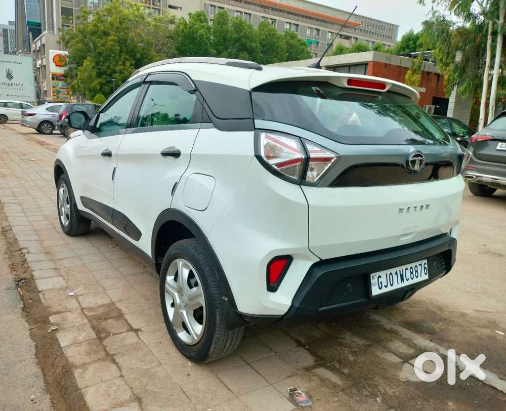 Tata Nexon 1.2 Revotron Xm (s), 2021, Petrol