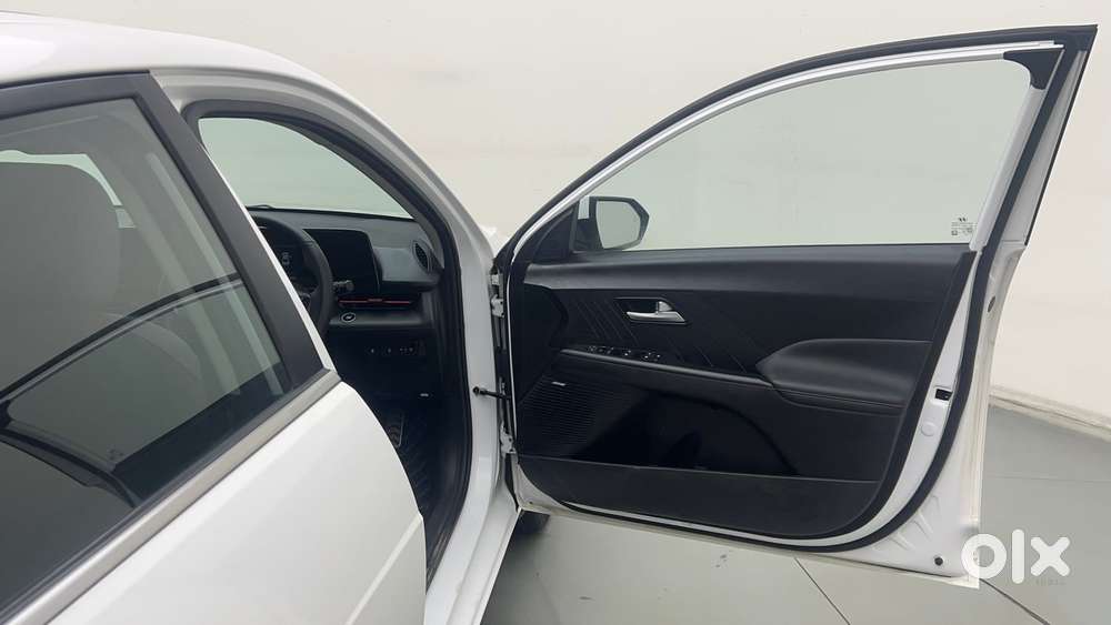 Hyundai Verna 1.5 Sx (o) Turbo Petrol Dct, 2023, Petrol