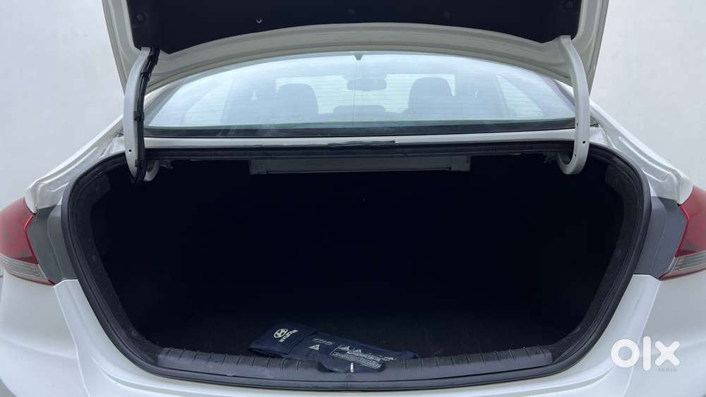 Hyundai Elantra 2.0 Sx Option At, 2019, Petrol