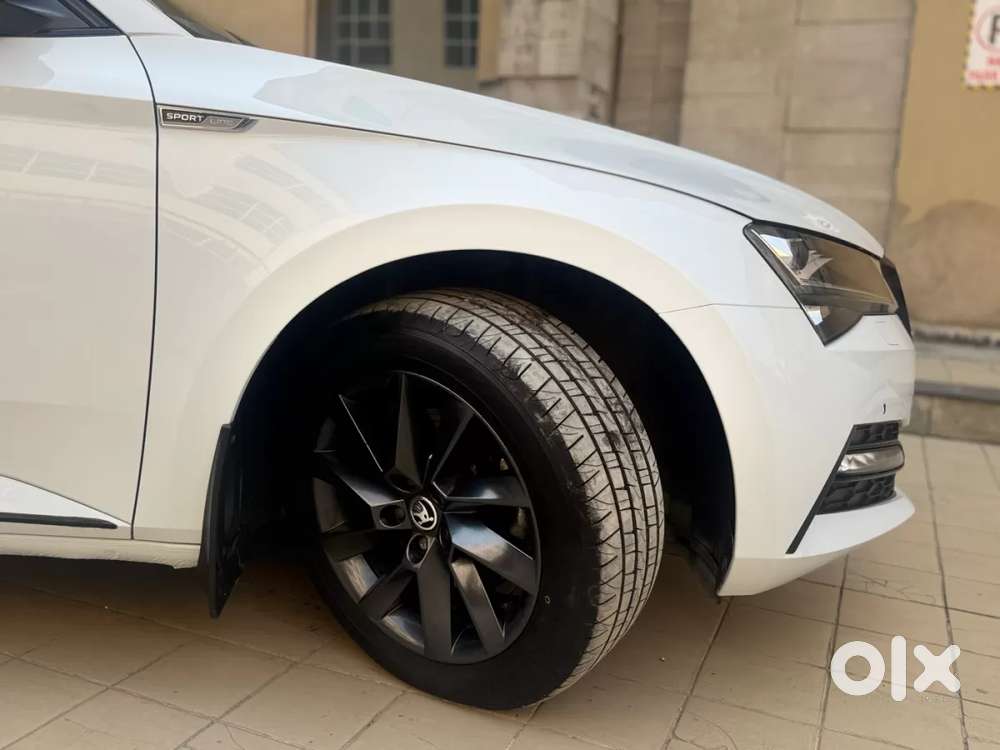 Skoda Superb, 2021, Petrol