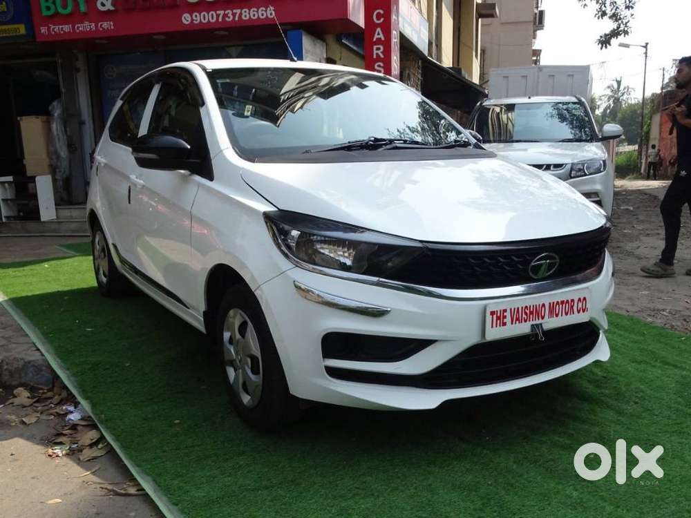 Tata Tiago 1.2 Revotron Xt (o), 2023, Petrol