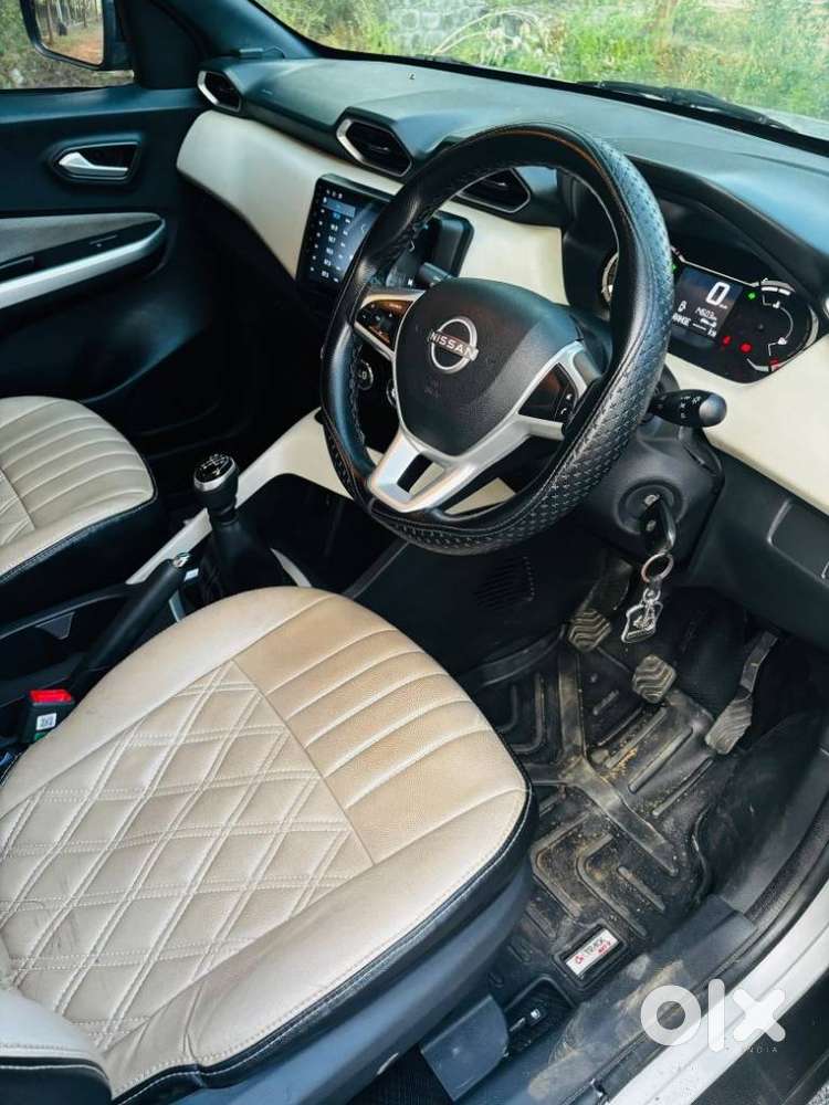 Nissan Magnite, 2022, Petrol