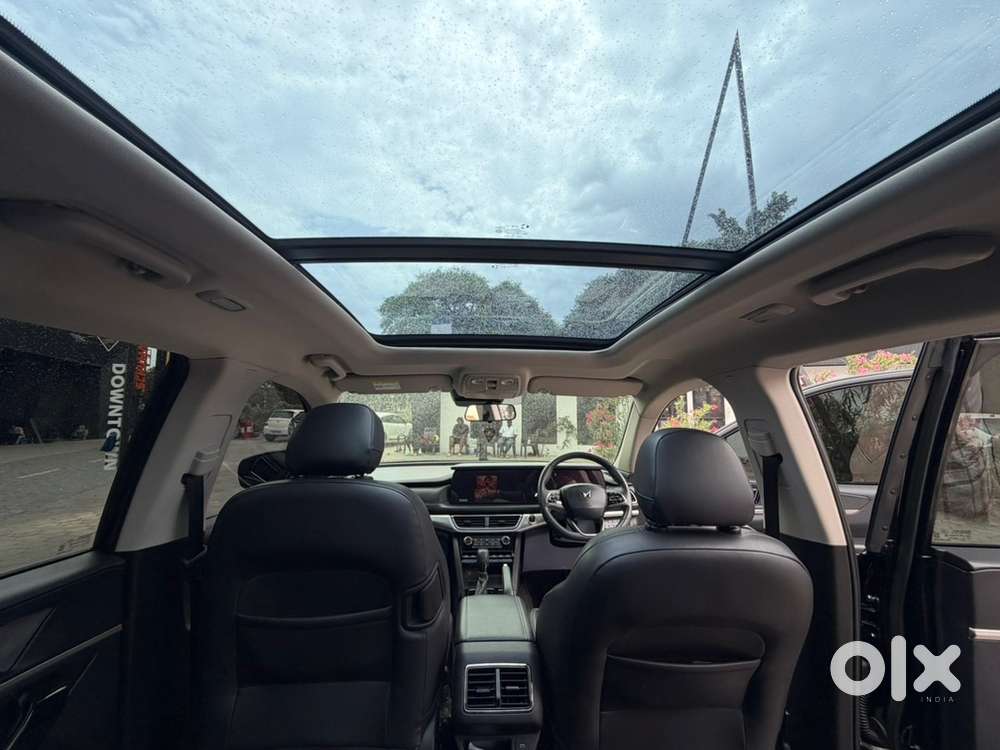 Mahindra Xuv700 Diesel Automatic 2025