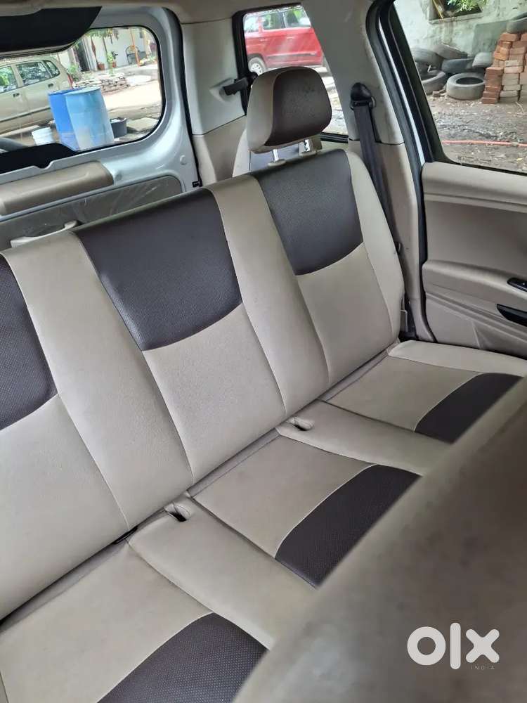 Mahindra Tuv 300 2018 Diesel Manual