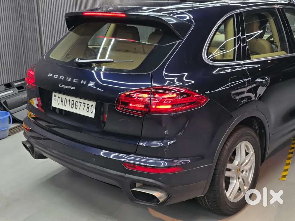 Porsche Cayenne Diesel Platinum 2016 Edition