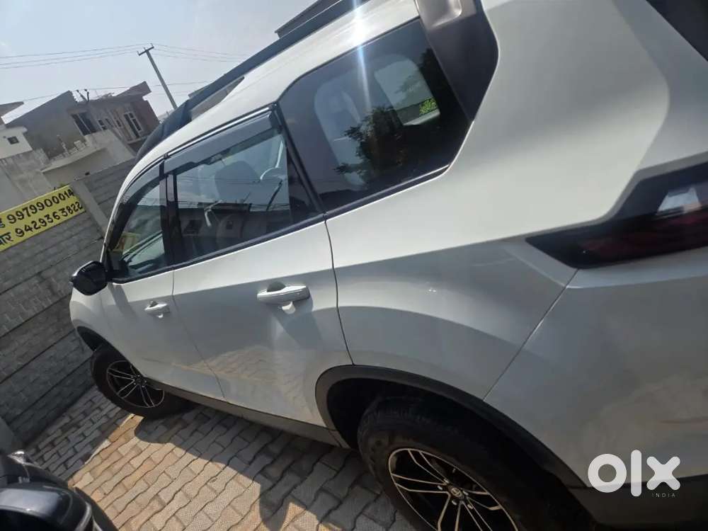 2023 Tata Safari Kryotec Xe