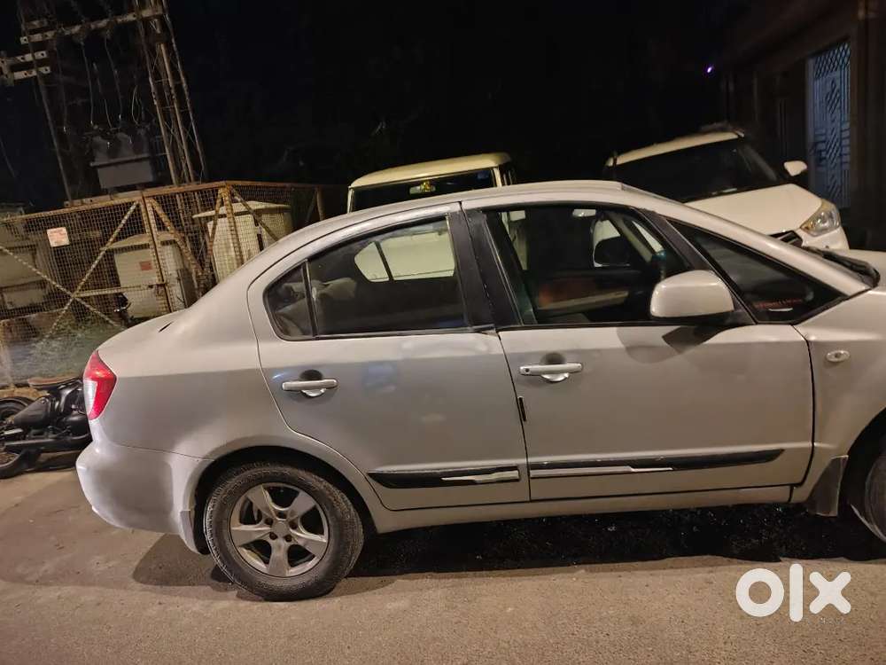 Maruti Suzuki Sx4 Petrol Automatic 2012