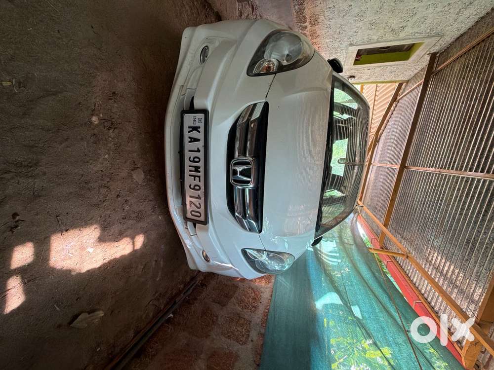 Showroom Serviced Honda Amaze