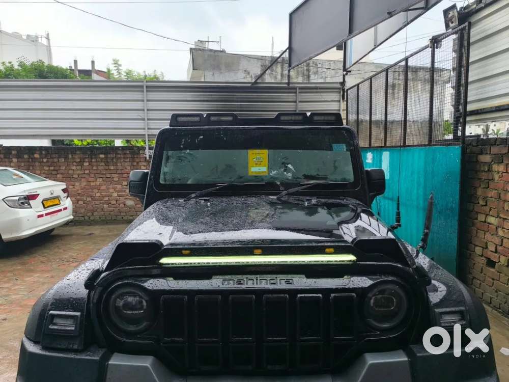 Mahindra Thar Roxx, 2025, Diesel