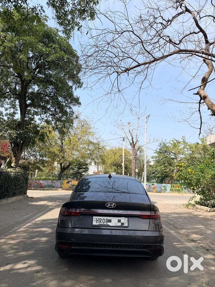 Hyundai Verna 2023 Petrol Well Maintained