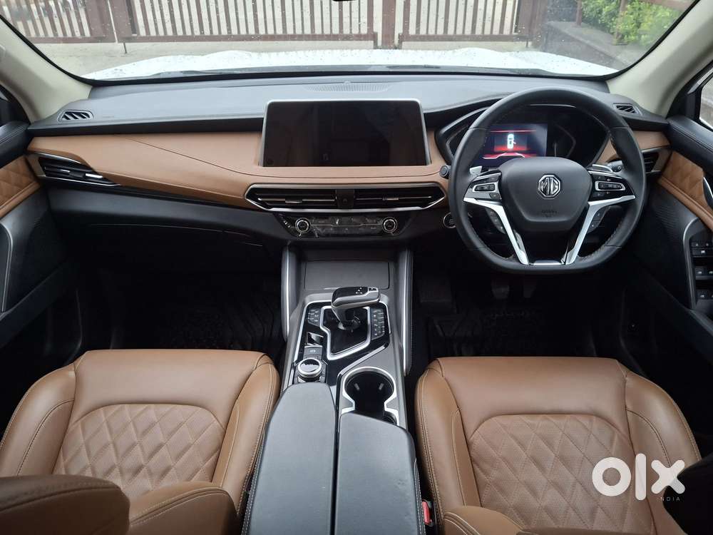 Mg Gloster Savvy 7 Seater, 2024, Diesel