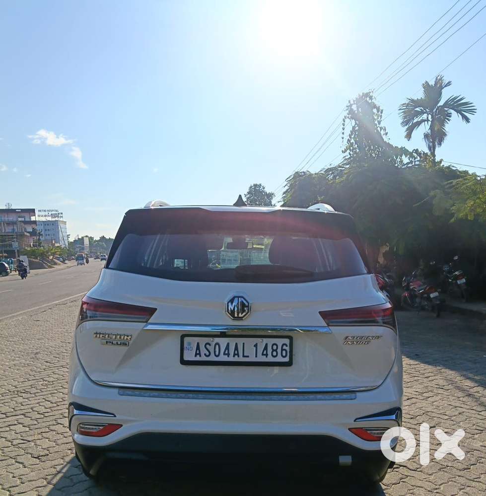 Mg Hector Plus 2022