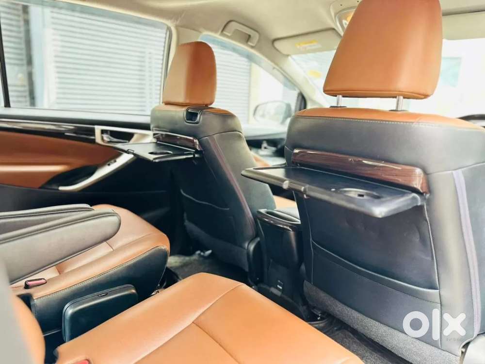Toyota Innova Crysta [2020-ongoing] 2.7 Zx At 7 Str, 2019, Petrol