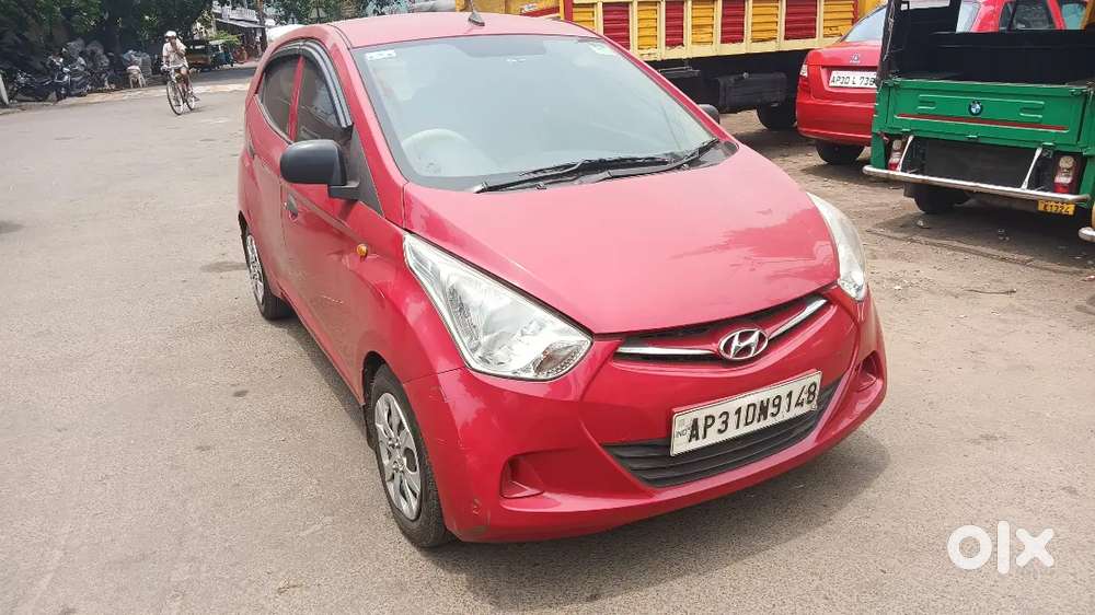 Eon Car Selling, 4 Tyres Nee, And New Battery