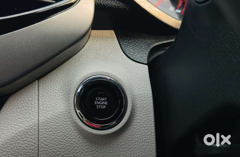 Mahindra Xuv300 W8 Option, 2023, Petrol