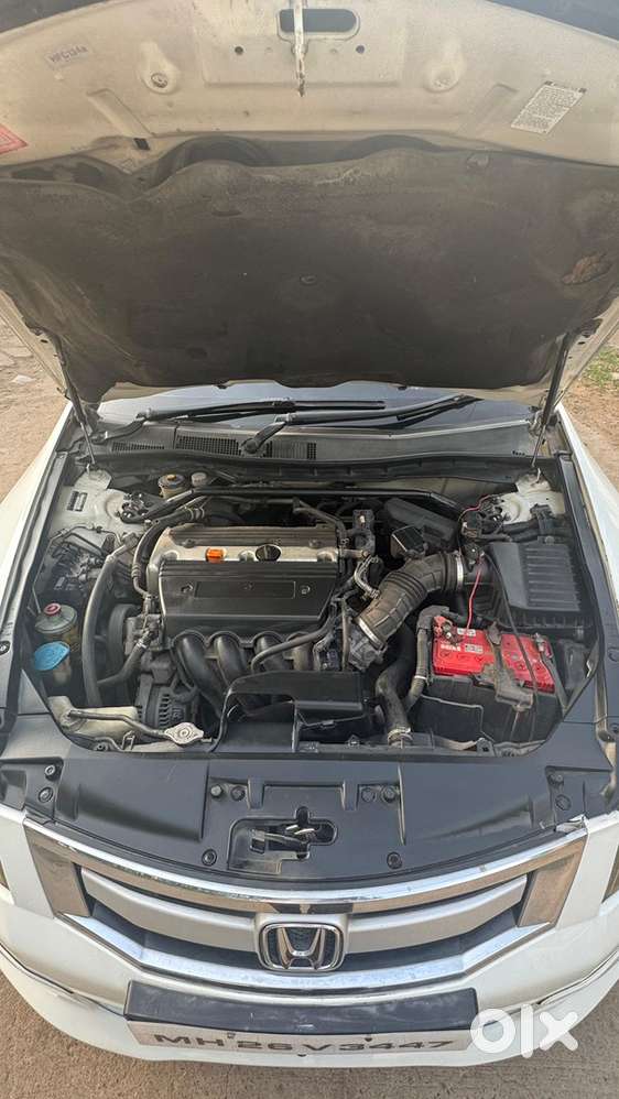 Honda Accord 2010, 2.4 Mt