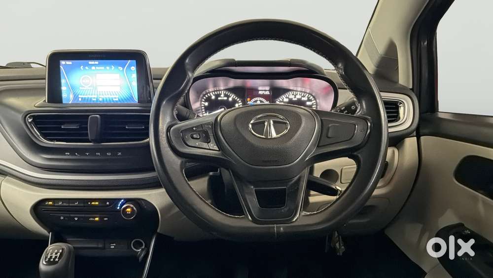 Tata Altroz Xm Plus Petrol, 2023, Petrol