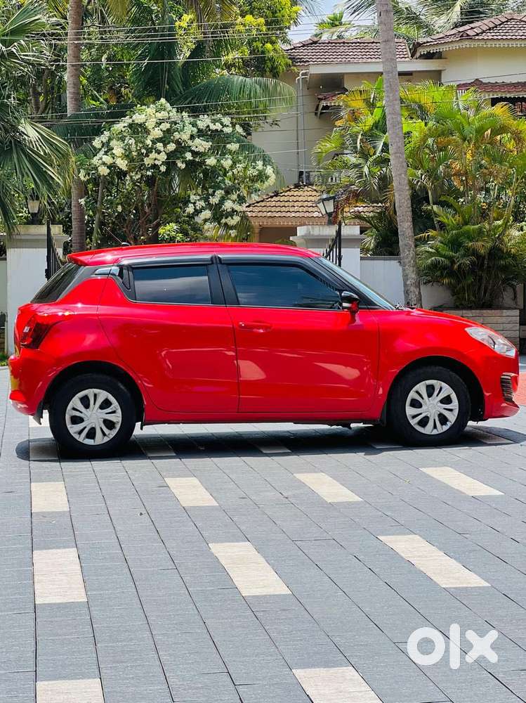 Maruti Suzuki Swift Vxi Abs Bsiv, 2022, Petrol