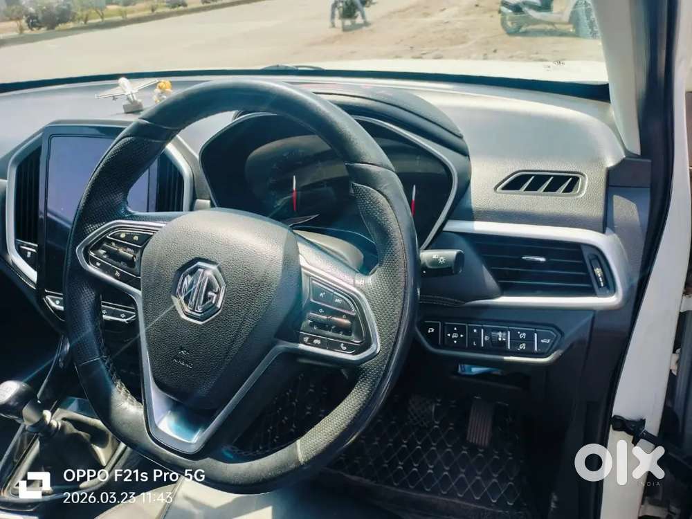 Mg Hector Sharp Diesel Topend Model Fully Maintained.