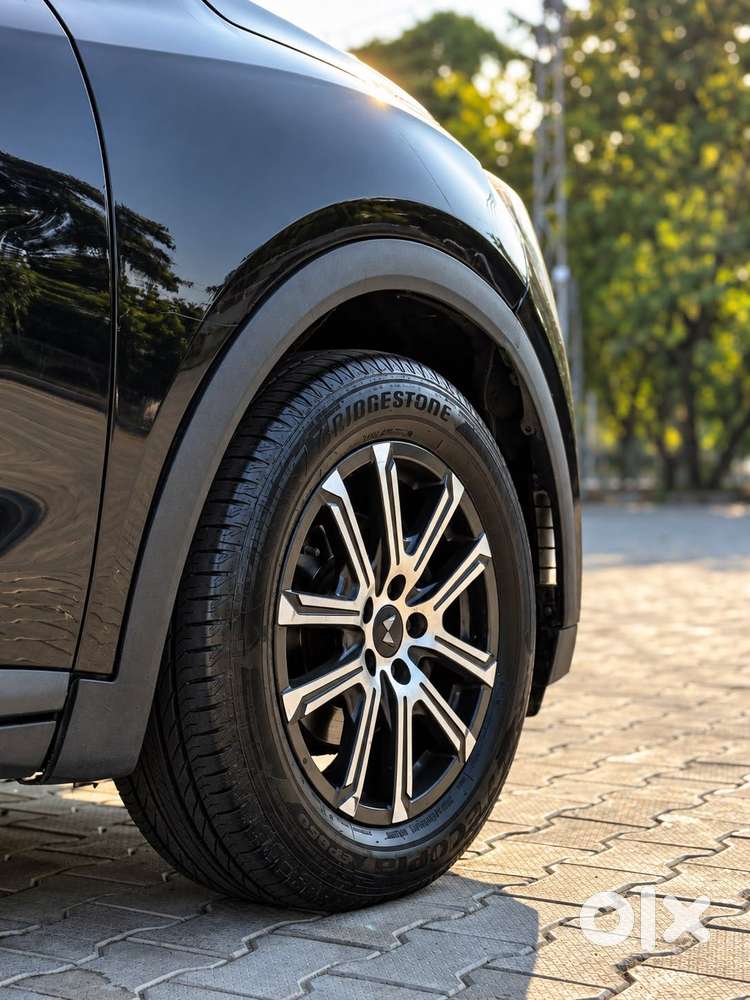 Mahindra Xuv700 2.2 Ax 7 Diesel At Luxury Pack Str, 2022, Diesel