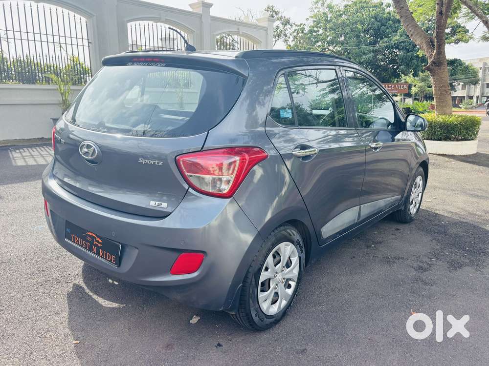 Hyundai Grand I10 Sportz, 2014, Petrol