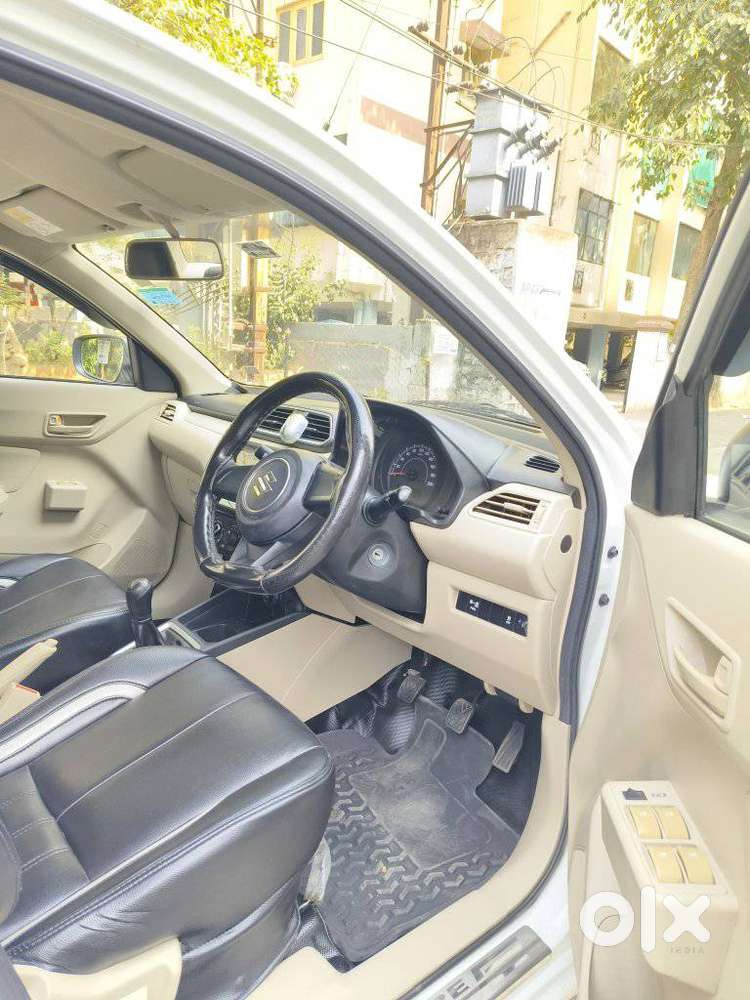 Maruti Suzuki Swift Dzire Lxi Option, 2025, Cng & Hybrids