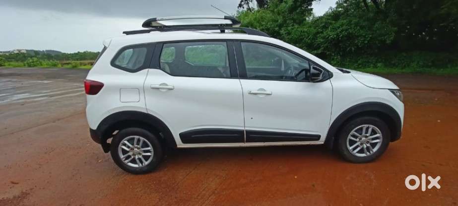 Renault Triber Rxt, 2024, Petrol