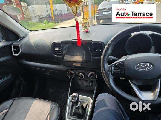 Hyundai Venue 1.2 S Plus, 2019, Petrol