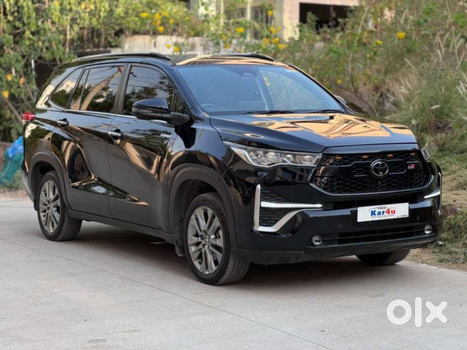 Toyota Innova Hycross 2.0 Zx Hybrid 7 Str, 2025, Petrol