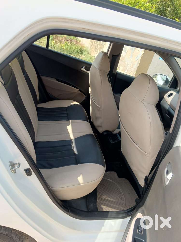 Hyundai I10 Sportz, 2015, Petrol