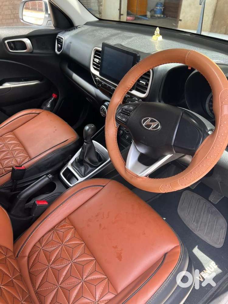 Hyundai Petrol Manual 2021
