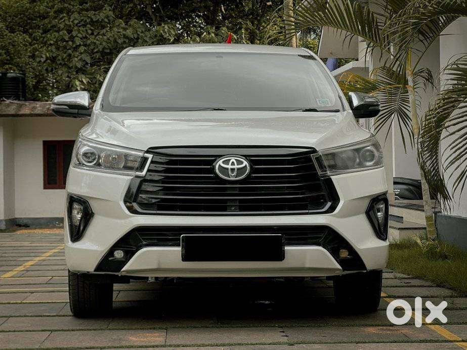 Toyota Innova Crysta 2.8 Z, 2017, Diesel