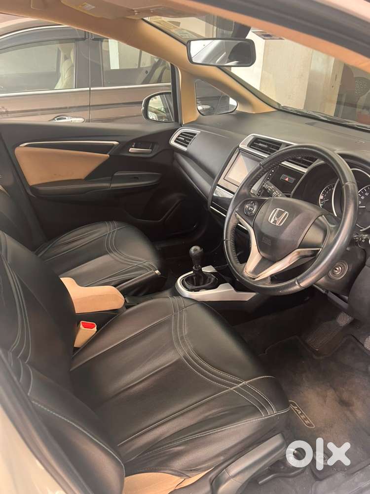 Honda Jazz Petrol 2019 Manual - Top End