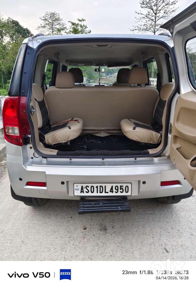 Mahindra Tuv 300 Mhawk100 T8 Amt, 2017, Diesel