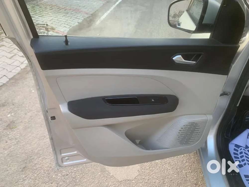 7 Seater Suv Top Model 1 Owner Full Insurance 52000 Kms Run Triber