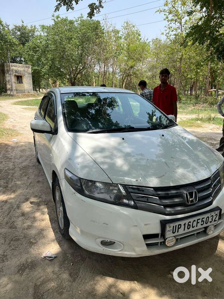 Honda City Hybrid 2011 Km Driven