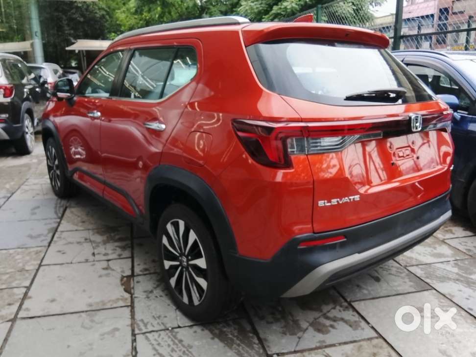 Honda Elevate Zx Mt, 2023, Petrol