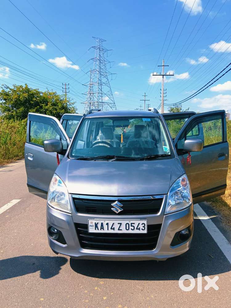 Maruti Suzuki Wagon R Vxi Amt1.2, 2017, Petrol