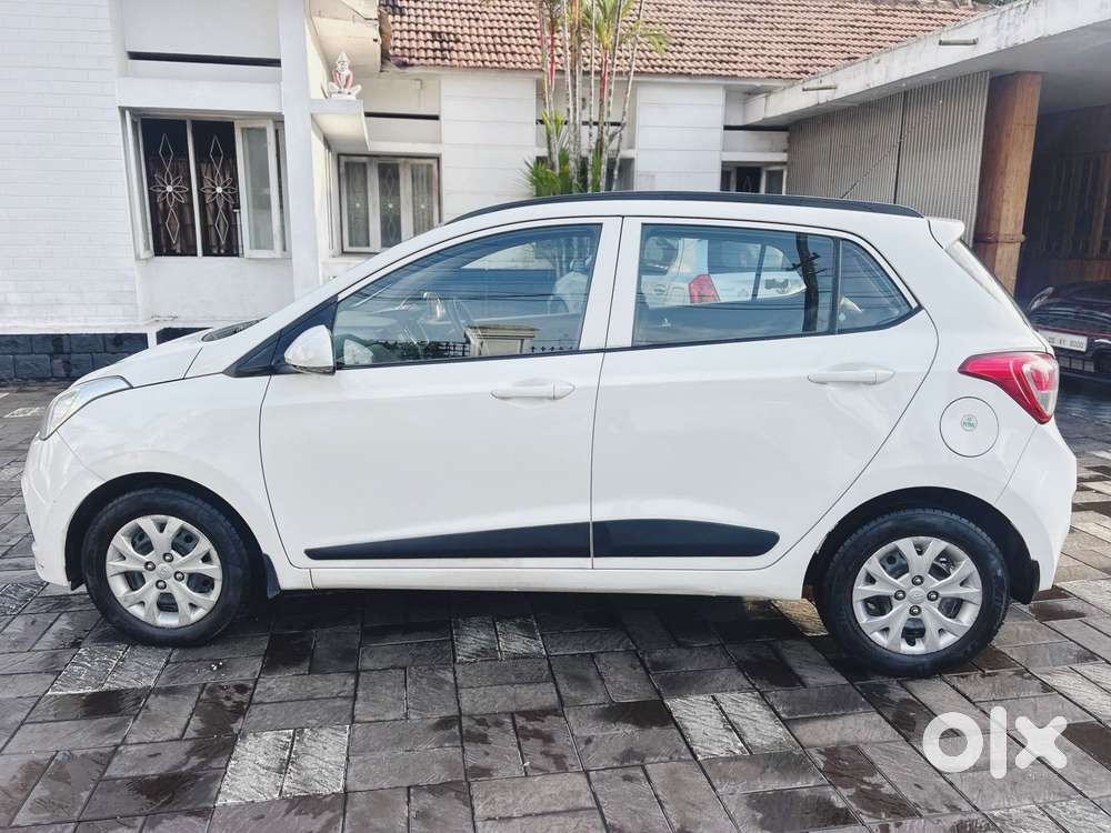 Hyundai Grand I10 1.2 Kappa Sportz (o), 2016, Petrol