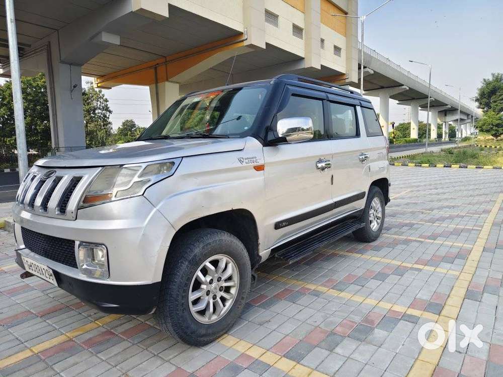 Mahindra Tuv 300 Mhawk100 T8 Dual Tone, 2018, Diesel