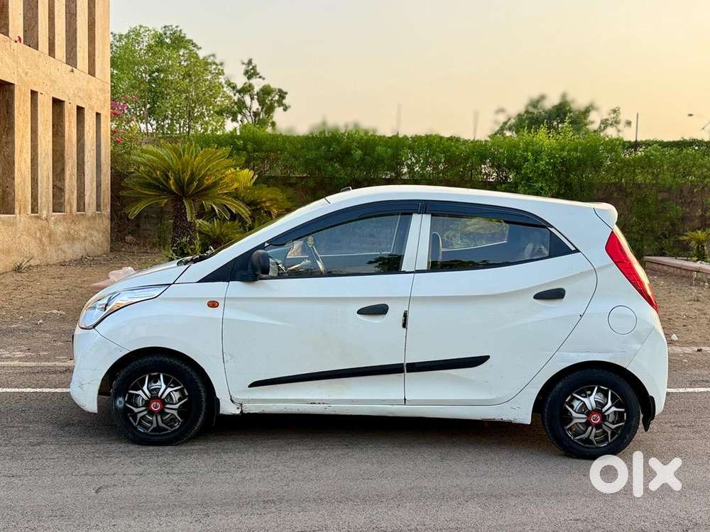 Hyundai Eon 2012 Cng & Hybrids Good Condition