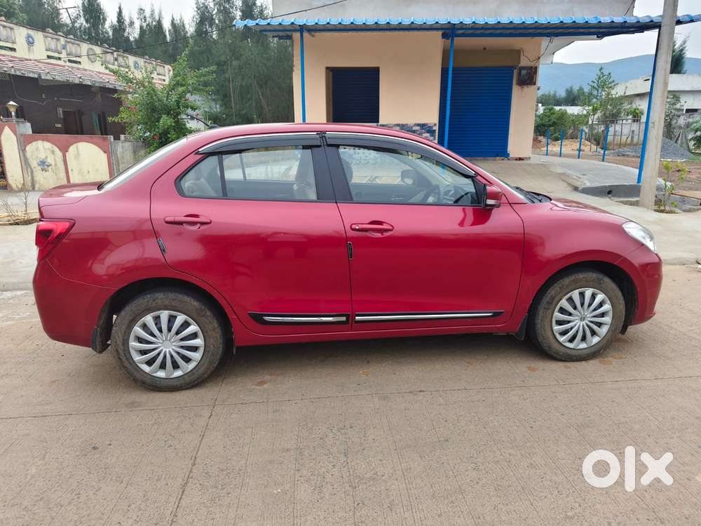 Maruti Suzuki Dzire 1.2 Vxi, 2022, Petrol