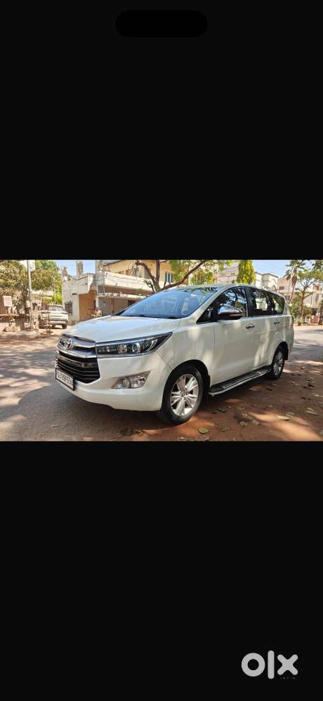 Toyota Innova Crysta 2.8 Gx At 7 Str, 2016, Diesel